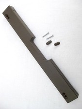 Handle with oval screw caps